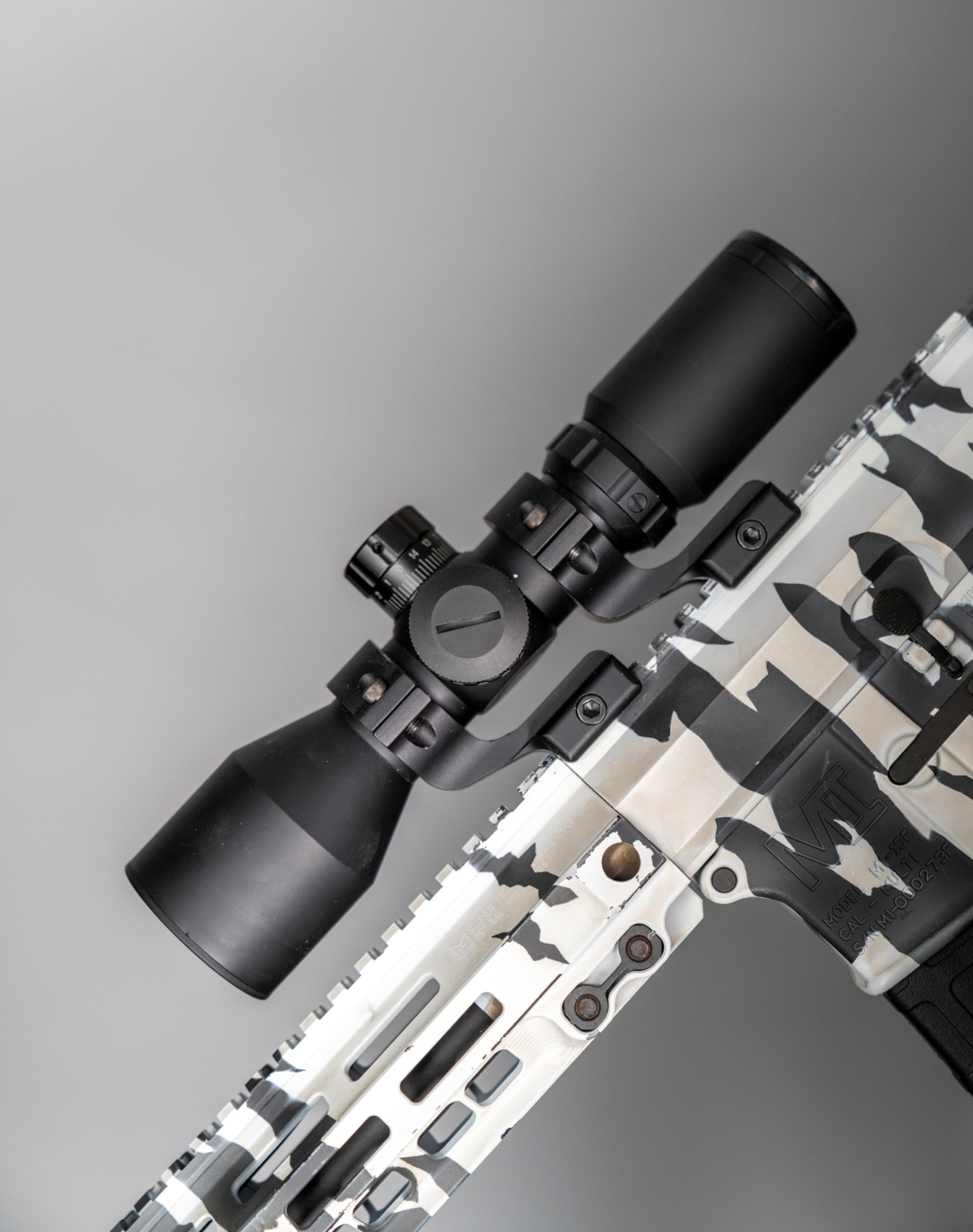 Osprey Global CP3-9X42MDG is waterproof, fog-proof, and shock-resistant for rugged use.