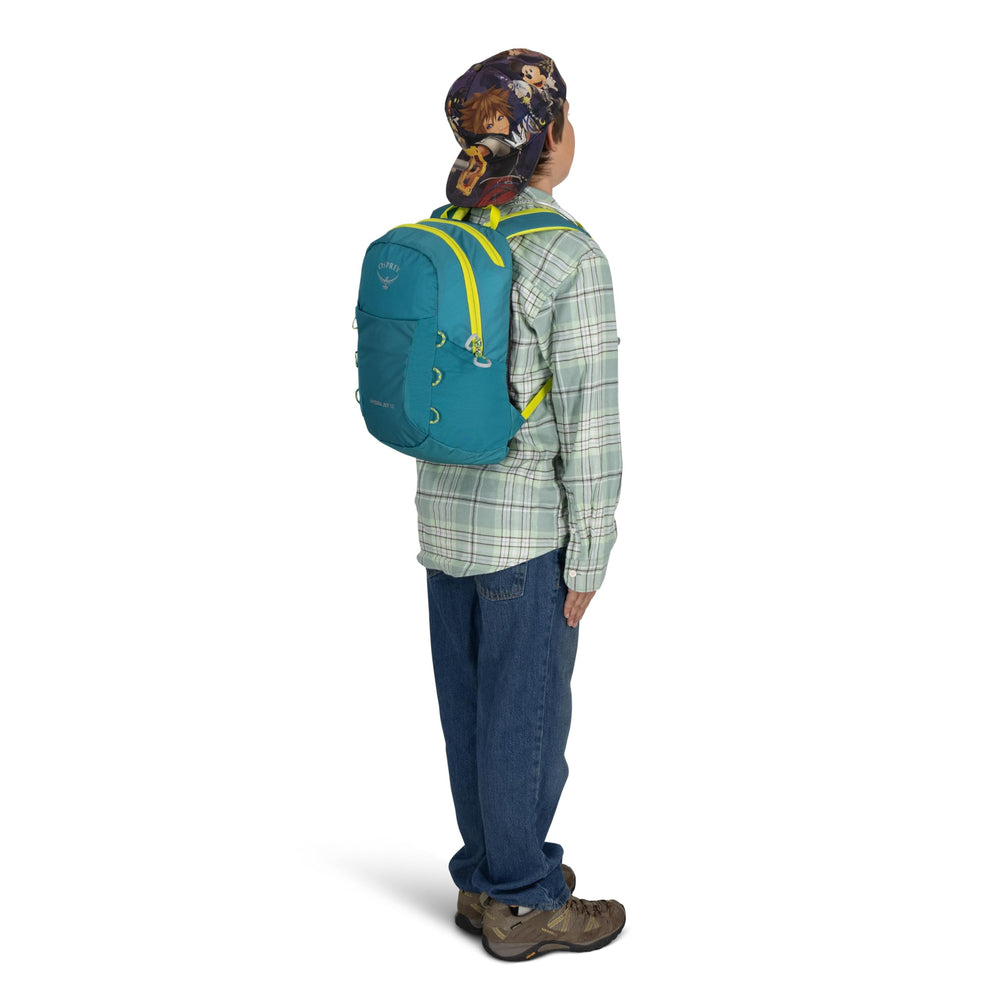 Osprey HydraJet 12L compact dimensions suitable for growing kids