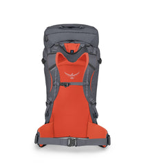 Osprey Mutant 52L removable top lid for flexible packing.