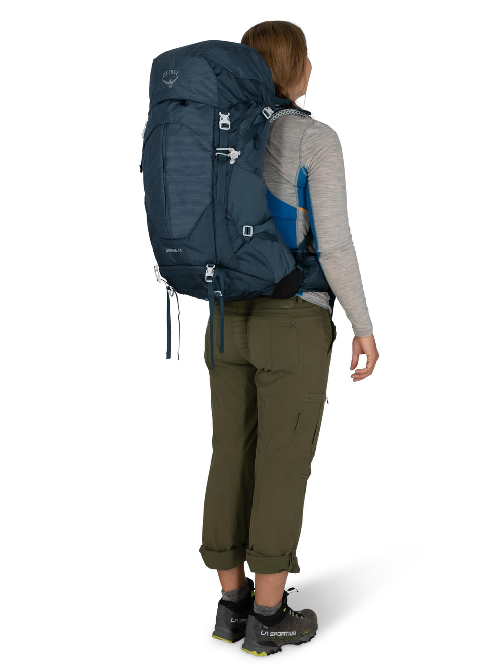 Osprey Sirrus 44L weight of 3.52 pounds for lightweight carrying