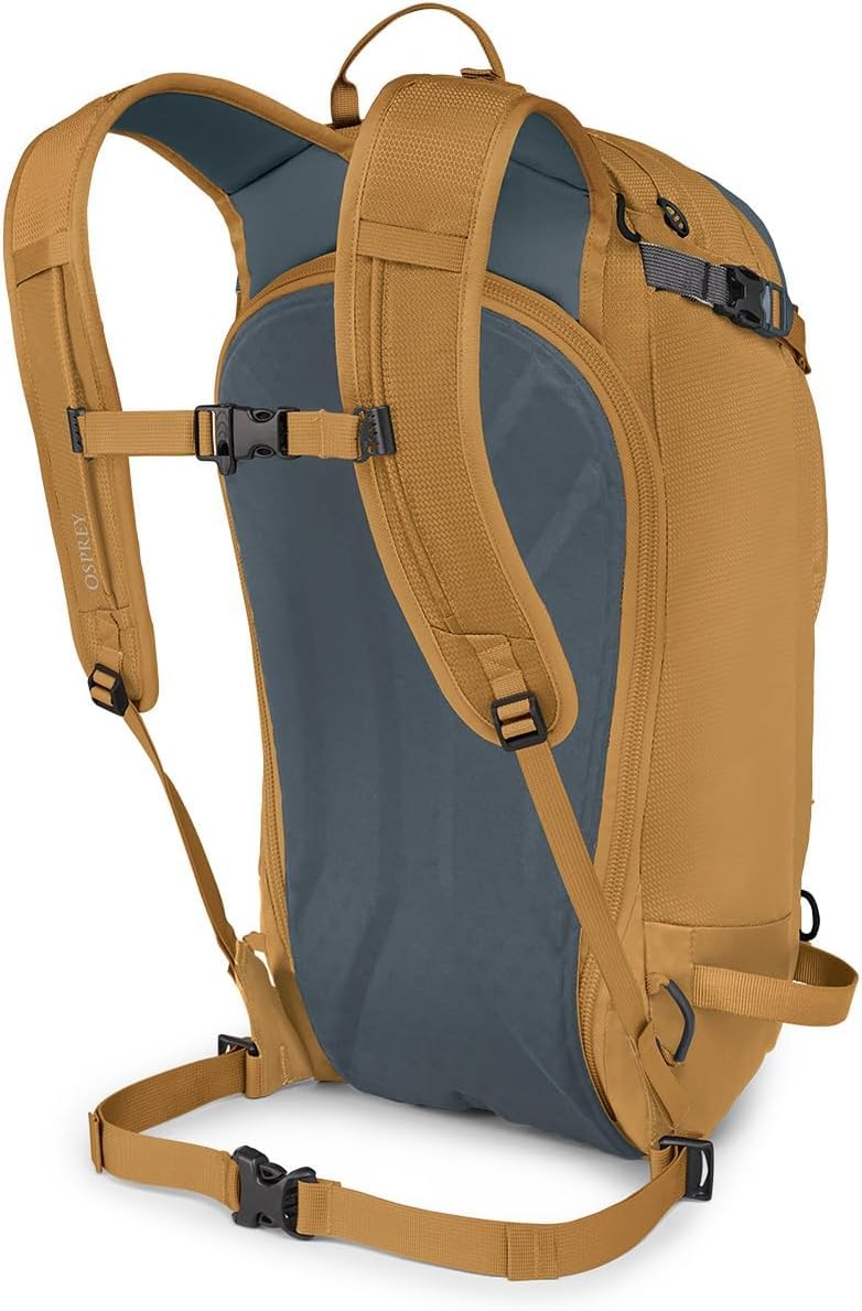 Osprey Soelden 22L main compartment ready for skins and layers.