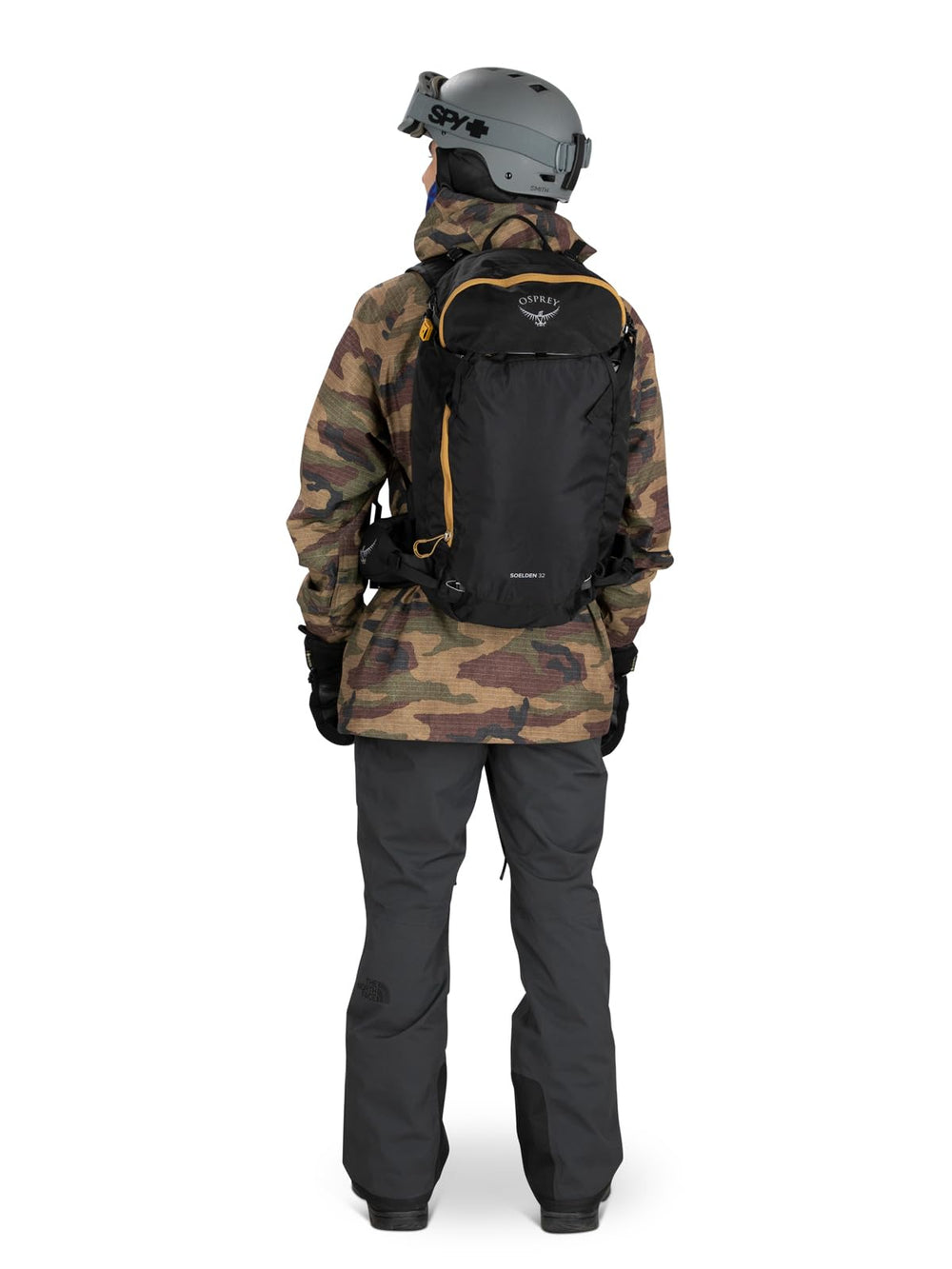 Osprey Soelden 32L adjustable buckles customize fit on every outing.