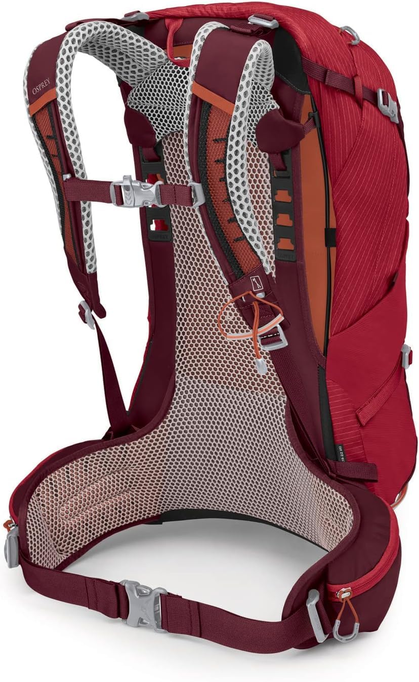 Osprey Stratos 24L molded torso adjustment for a better fit.
