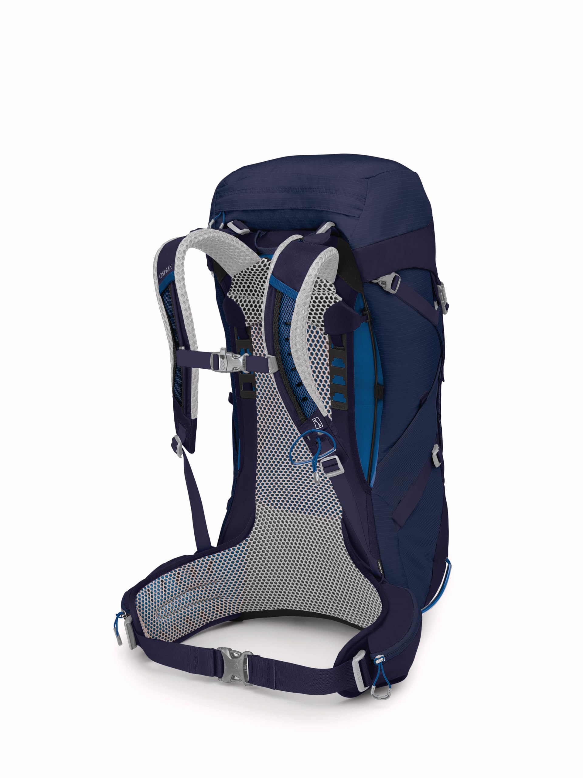 Osprey Stratos 36L weight of 3.28 lb balances light travel