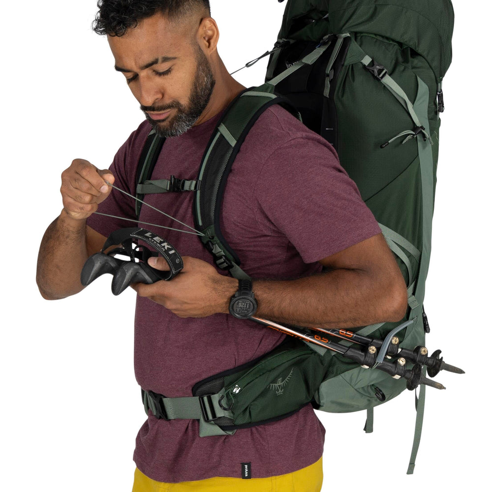 Osprey Talon 44L side-zip main access for fast reach
