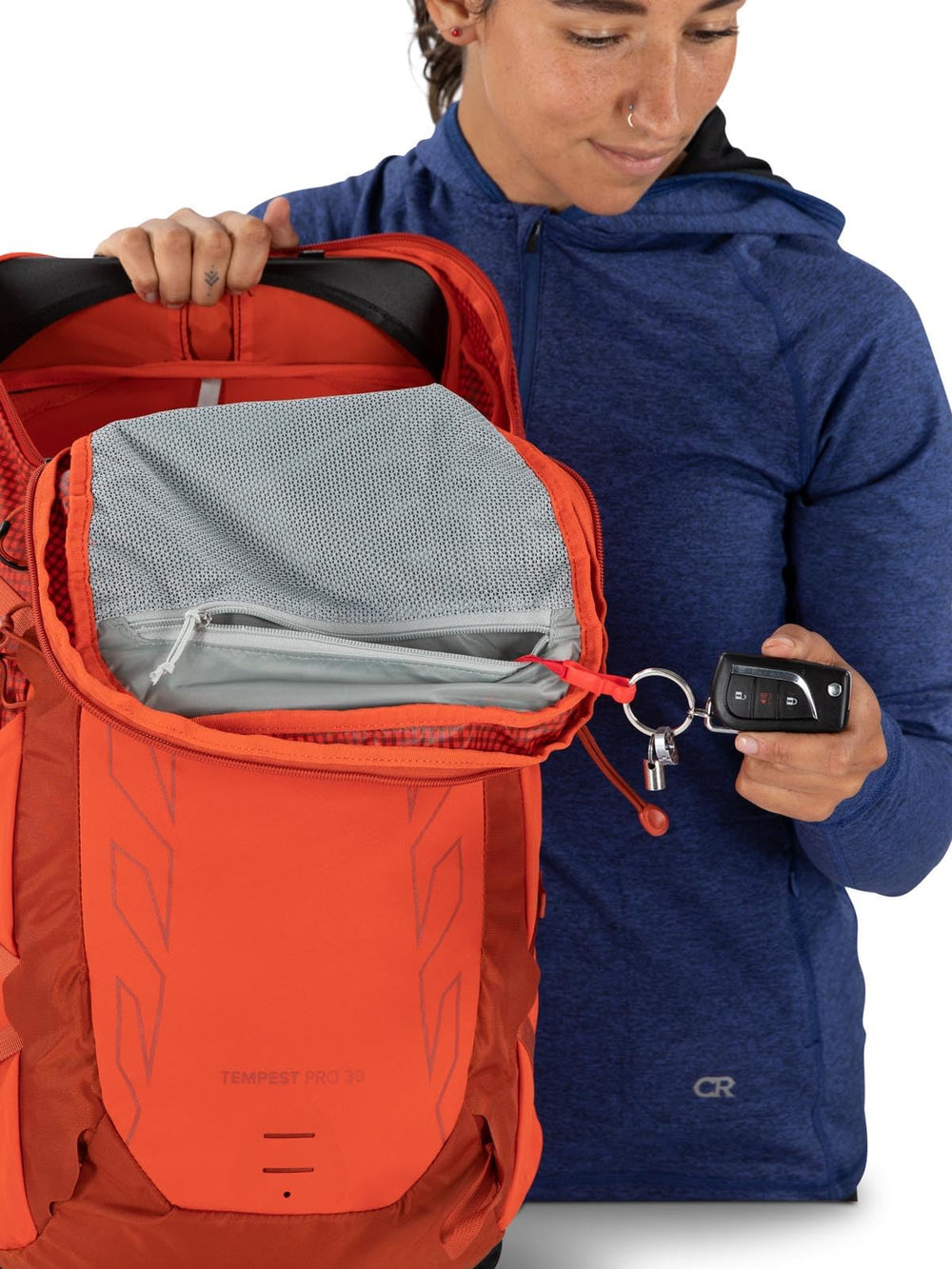Osprey Tempest Pro 30L lightweight design supports fast movement.