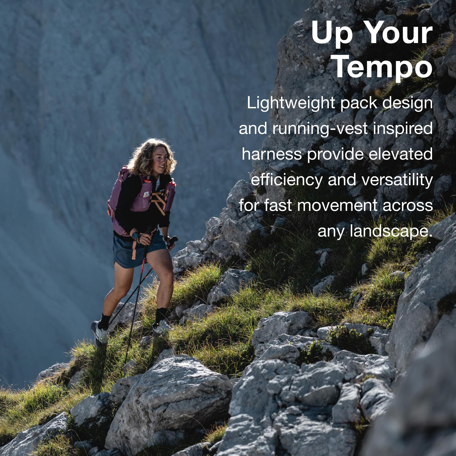 Osprey Tempest Velocity 20L backpanel flex enables freedom of movement on varied terrain.