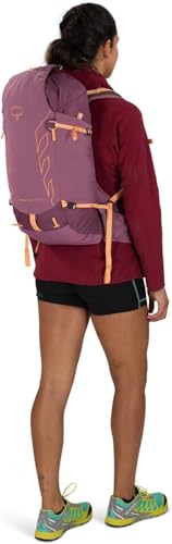 Osprey Tempest Velocity 20L in snow demonstrates multi-sport versatility.