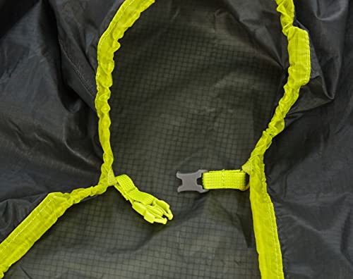 Osprey Ultralight Raincover Large fit for 75-110 liter packs keeps rain at bay.
