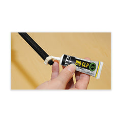 Felt pads picking up fouling loosened by the Scraper