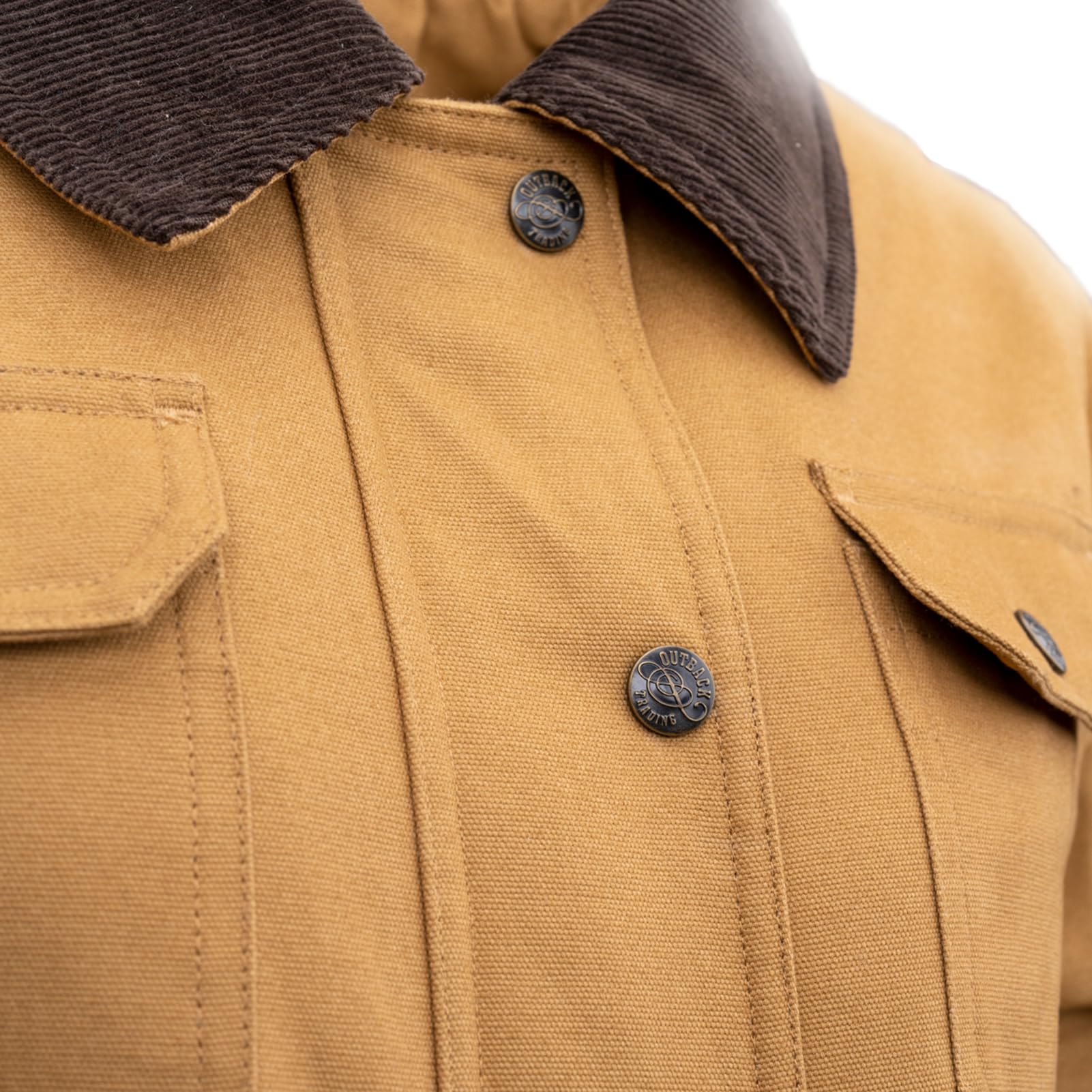 Outback Gidley two-way zipper lets you adjust ventilation and comfort.