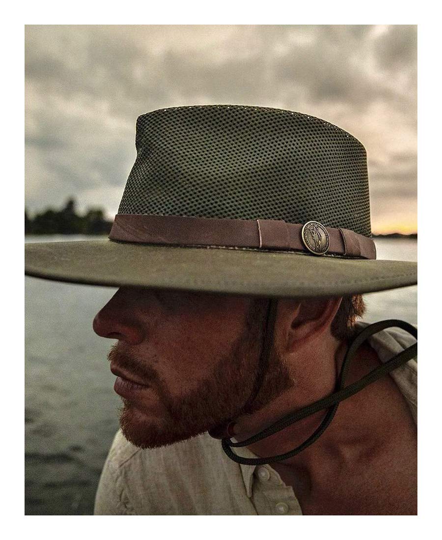 Outback Trading Company Kodiak waterproof oilskin image highlighting water-shedding performance outdoors