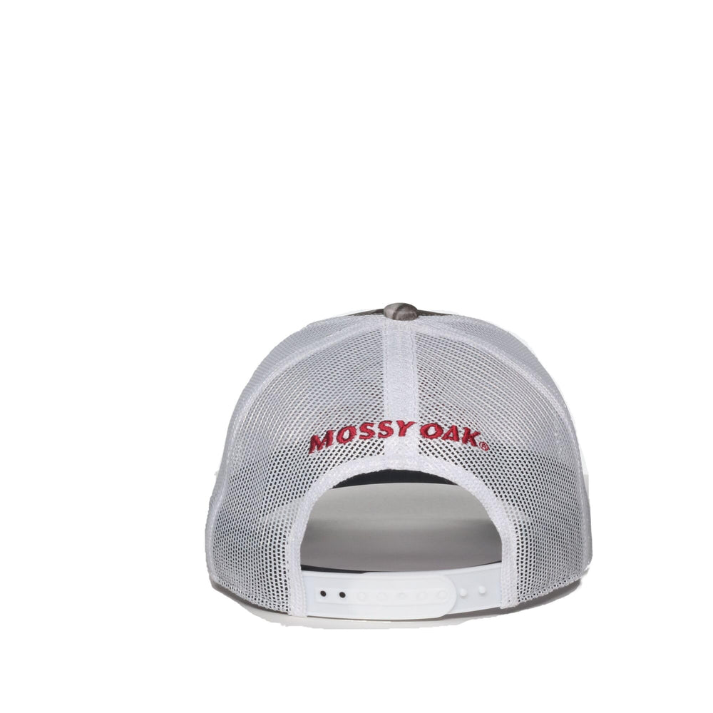 Outdoor Cap Mossy Oak Elements Agua Manta logo close-up highlights authentic fishing style