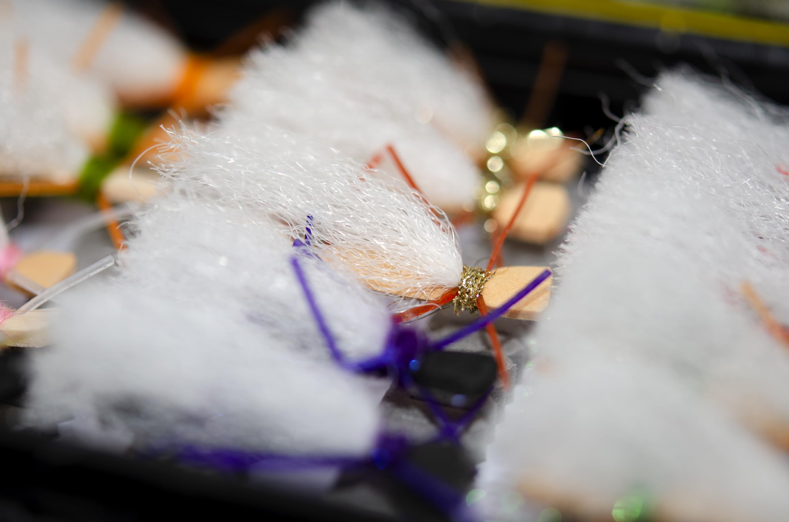 Outdoor Planet 40-flies Assortment, durable hand-tied on premium hooks