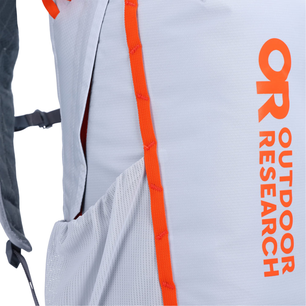 Outdoor Research Adrenaline Day Pack 20L titanium back panel and ergonomic straps