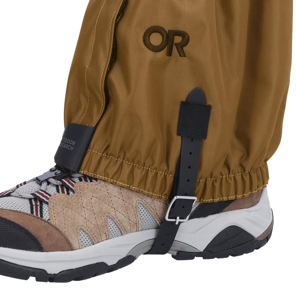 Outdoor Research Rocky Mountain Low Gaiters Coyote side profile ideal for snow and trail debris defense.