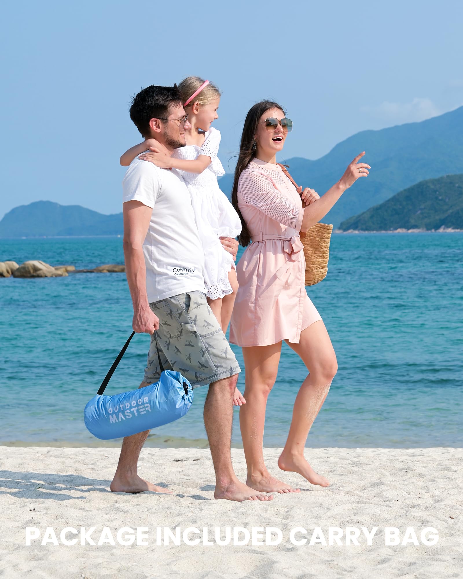 OutdoorMaster Beach Tent lightweight design and carry bag enable spontaneous trips.