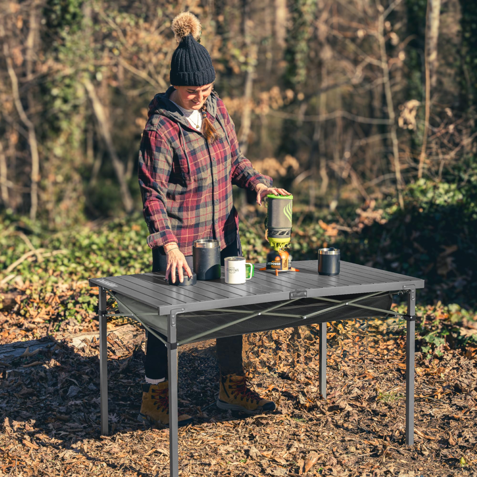 OUTSIDER folding camping table no-tools assembly highlights fast setup for camping and picnics.