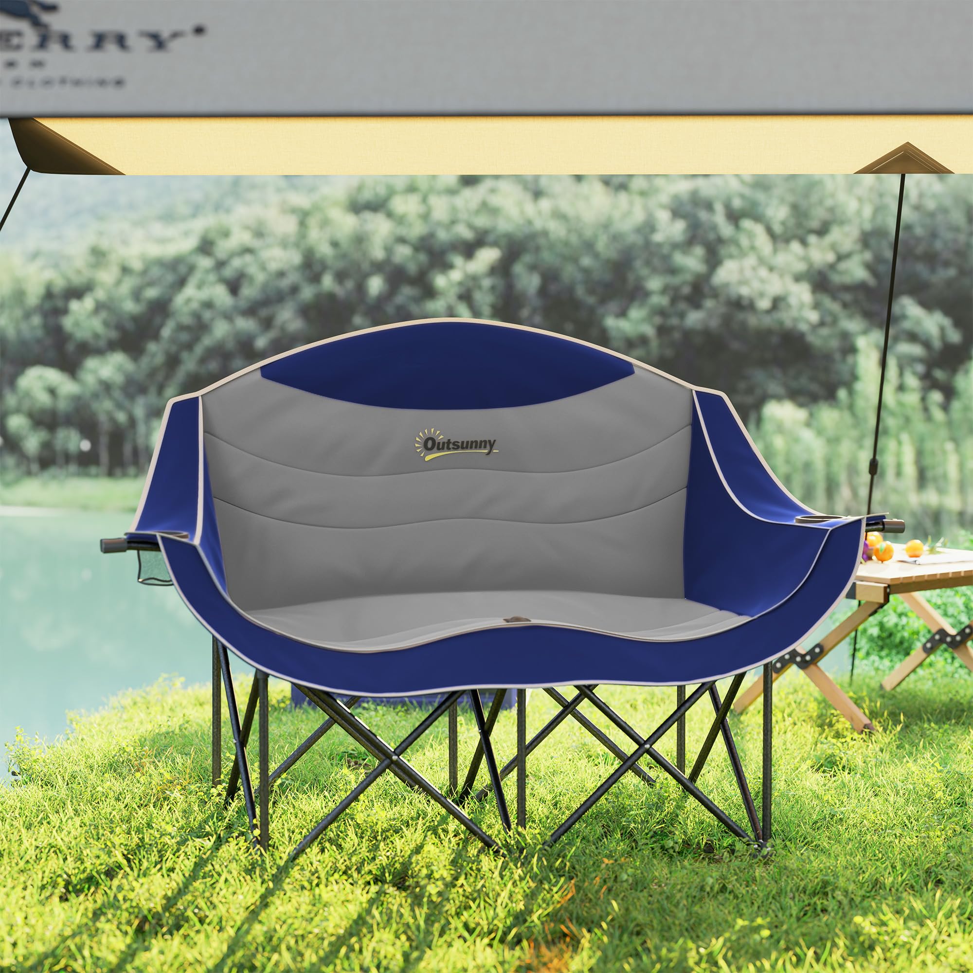 Outsunny weather-resistant 600D Oxford fabric resists wear during all-season use.