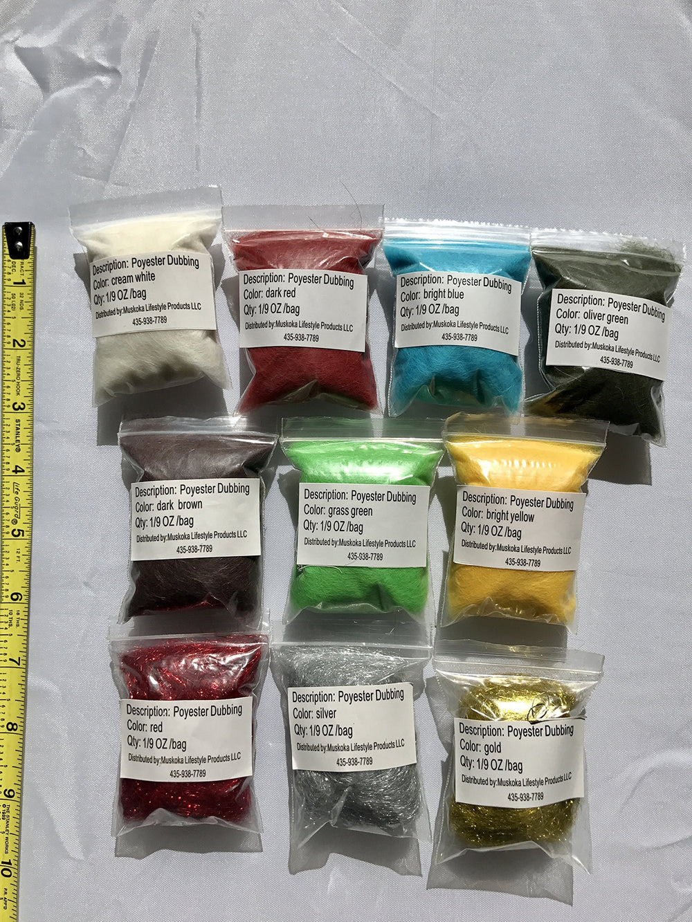 Over 100 feathers in varied colors and types