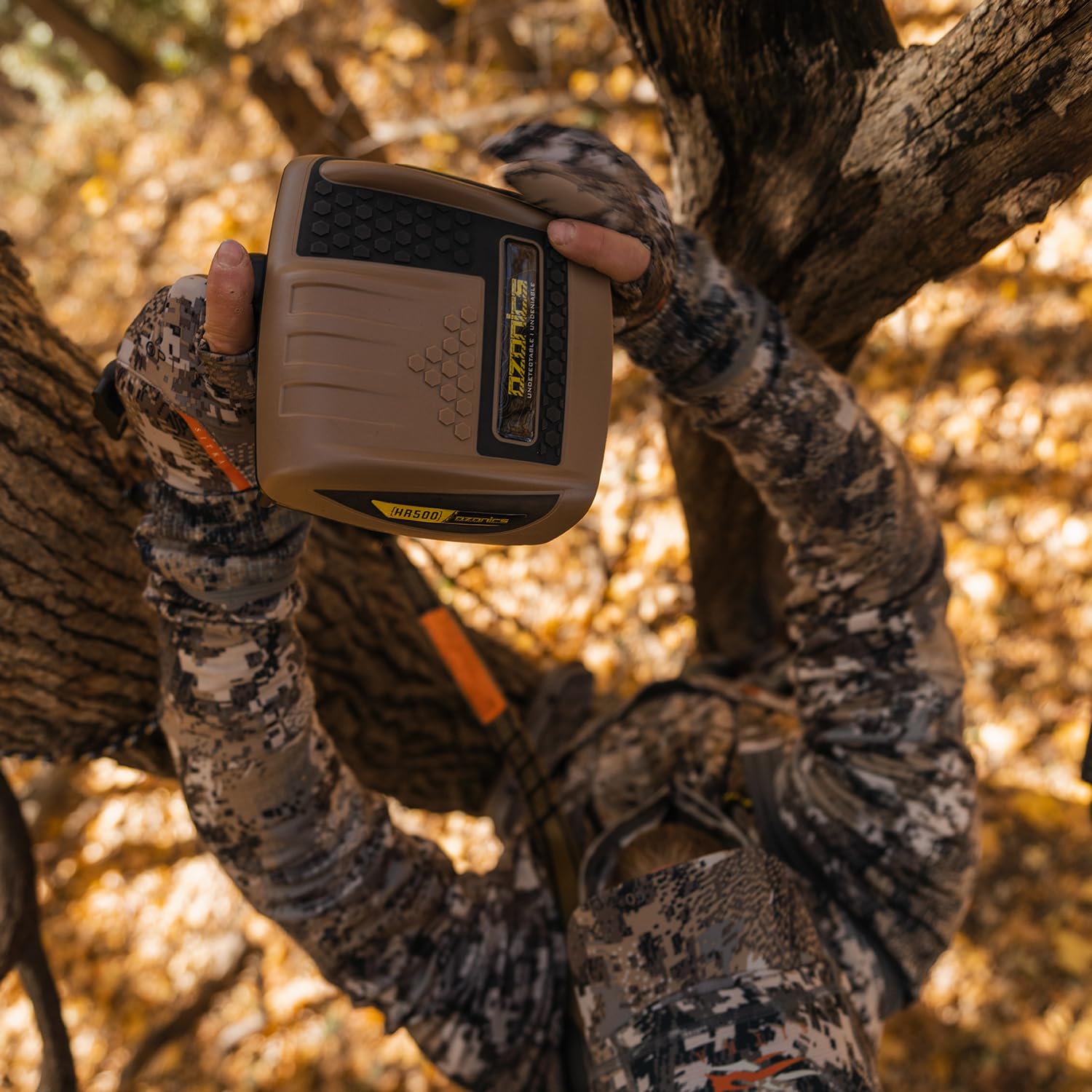 Ozonics HR500 in-field use shows deer-friendly scent management.