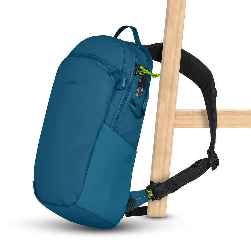 Pacsafe ECO12L macbook-13in-fit shows compact capacity with laptop compatibility.