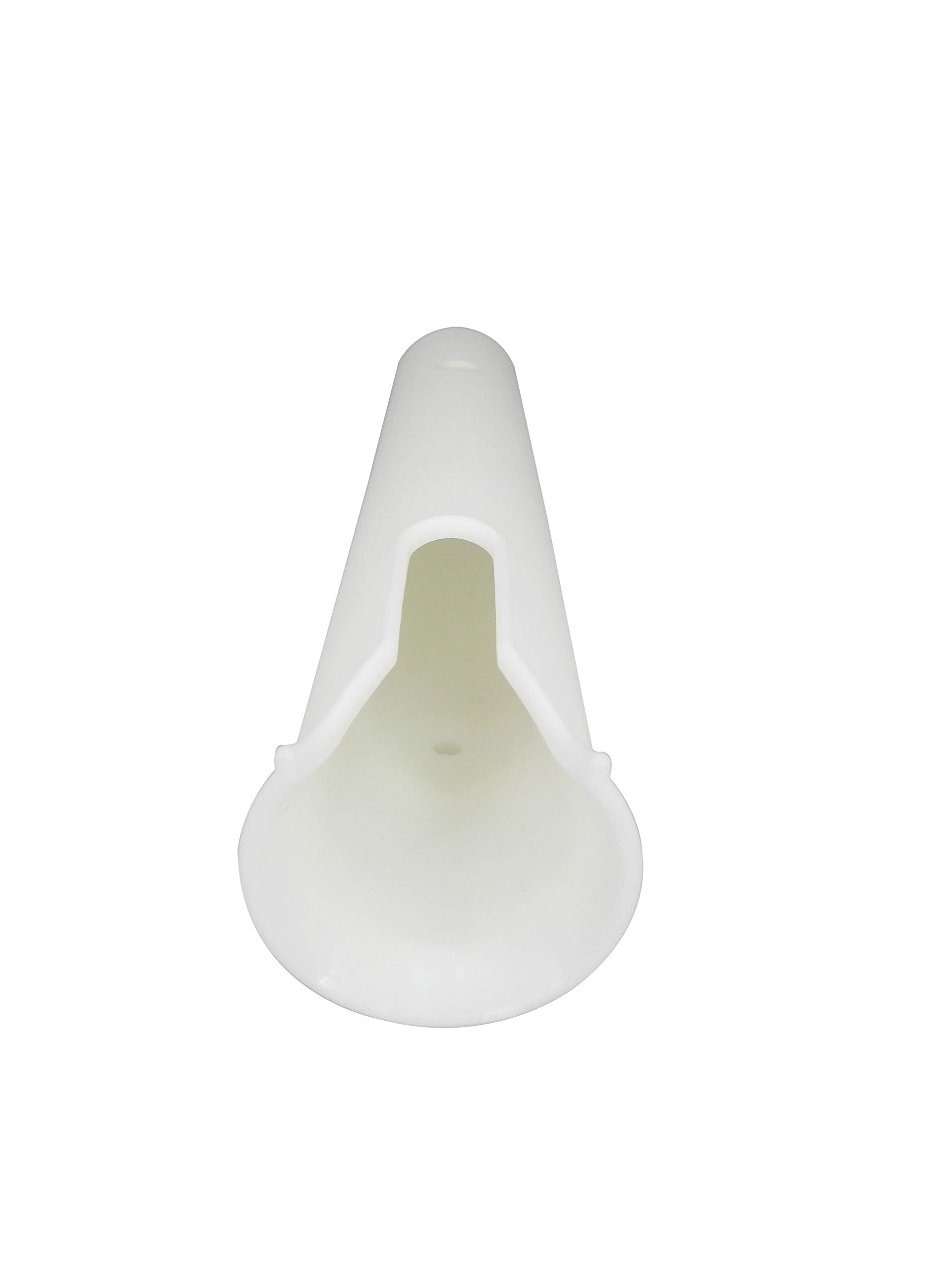 Pactrade Marine open-bottom design accommodates longer rods without crowding.