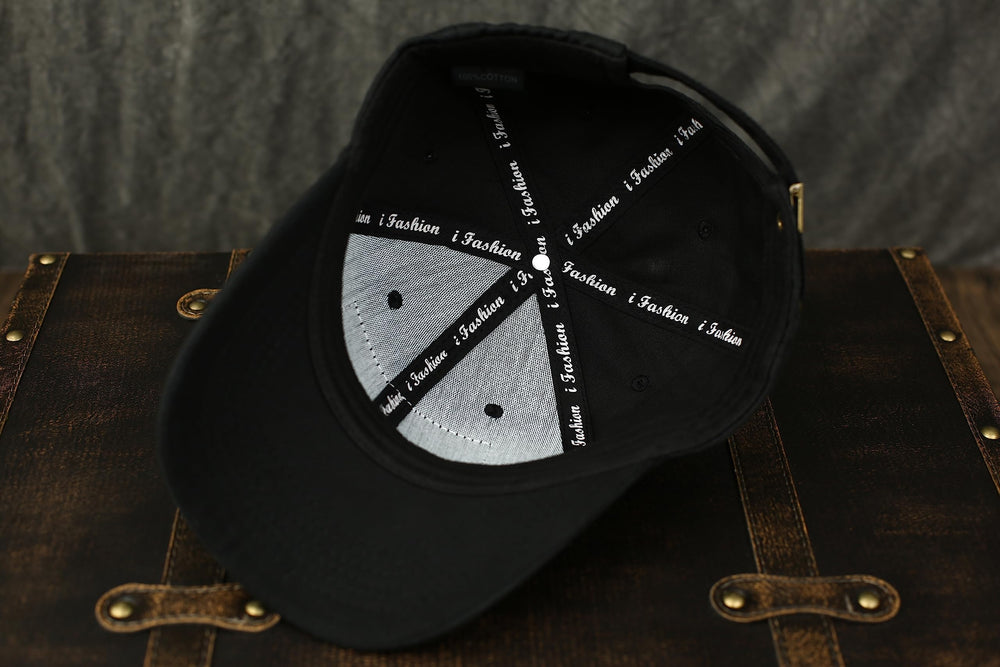 PAHVRION hat crushable fabric for easy packing and travel-friendly convenience
