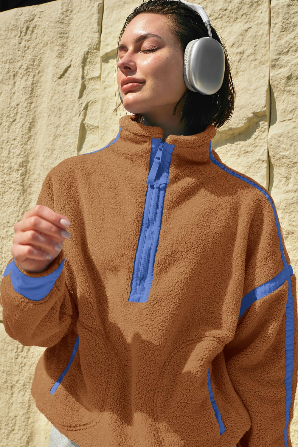 Panadila winter layering idea with beanie and leggings