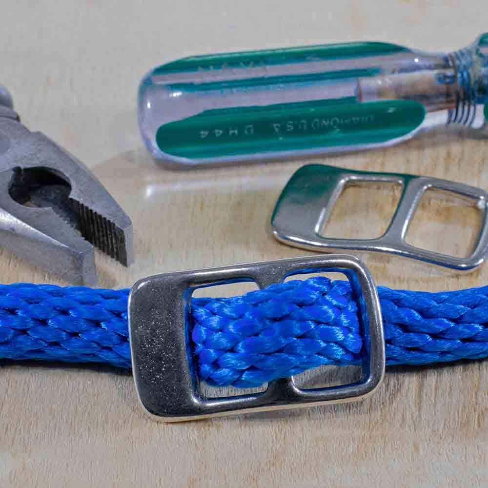 Paracord Planet silver-nickel plated detail showing tough finish