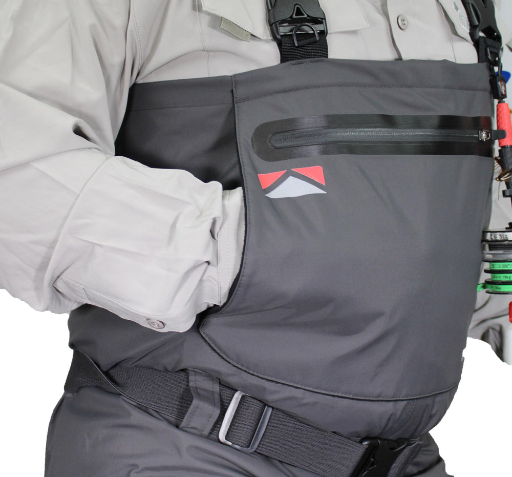 Paramount Outdoors Deep Eddy suspenders with quick-release buckles enable easy adjustments.