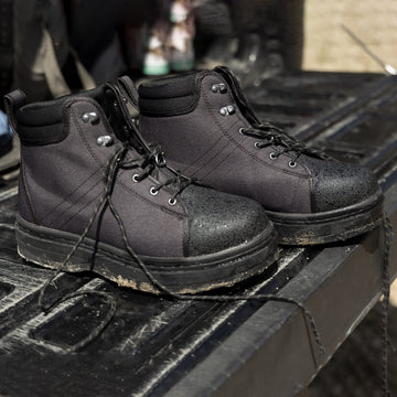 Paramount Outdoors Stonefly side view emphasizes sturdy construction for all-day wading comfort.