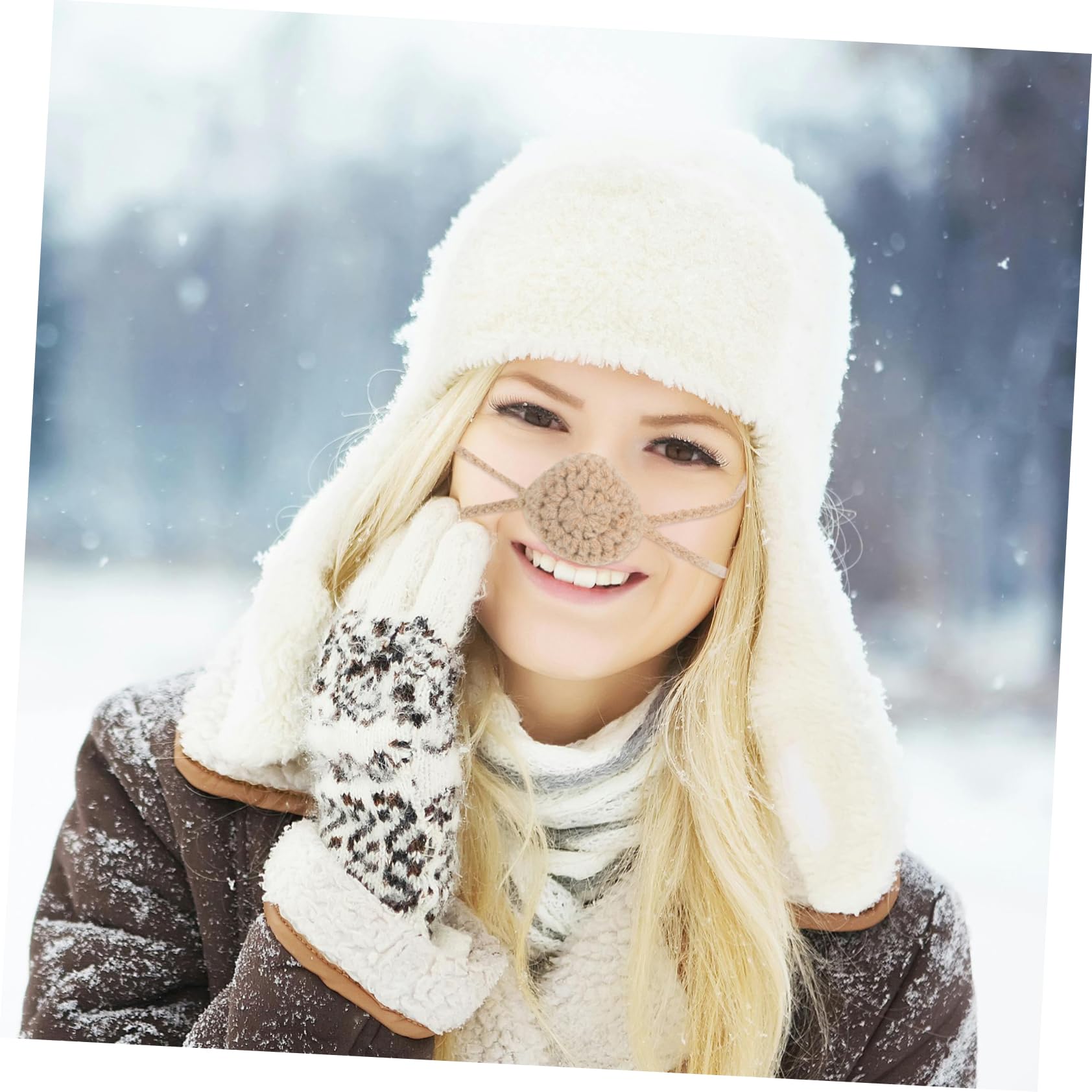 PartyKindom portable lightweight nose warmer is easy to carry anywhere.