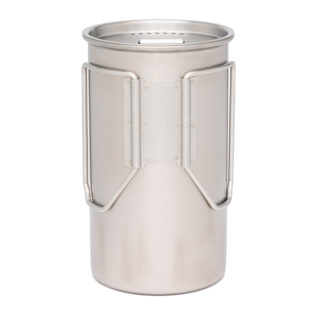 304 stainless steel construction endures open flames and rugged outdoor use.