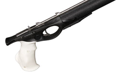 Pathos Laser Open Pro Speargun open muzzle enabling easy shaft alignment