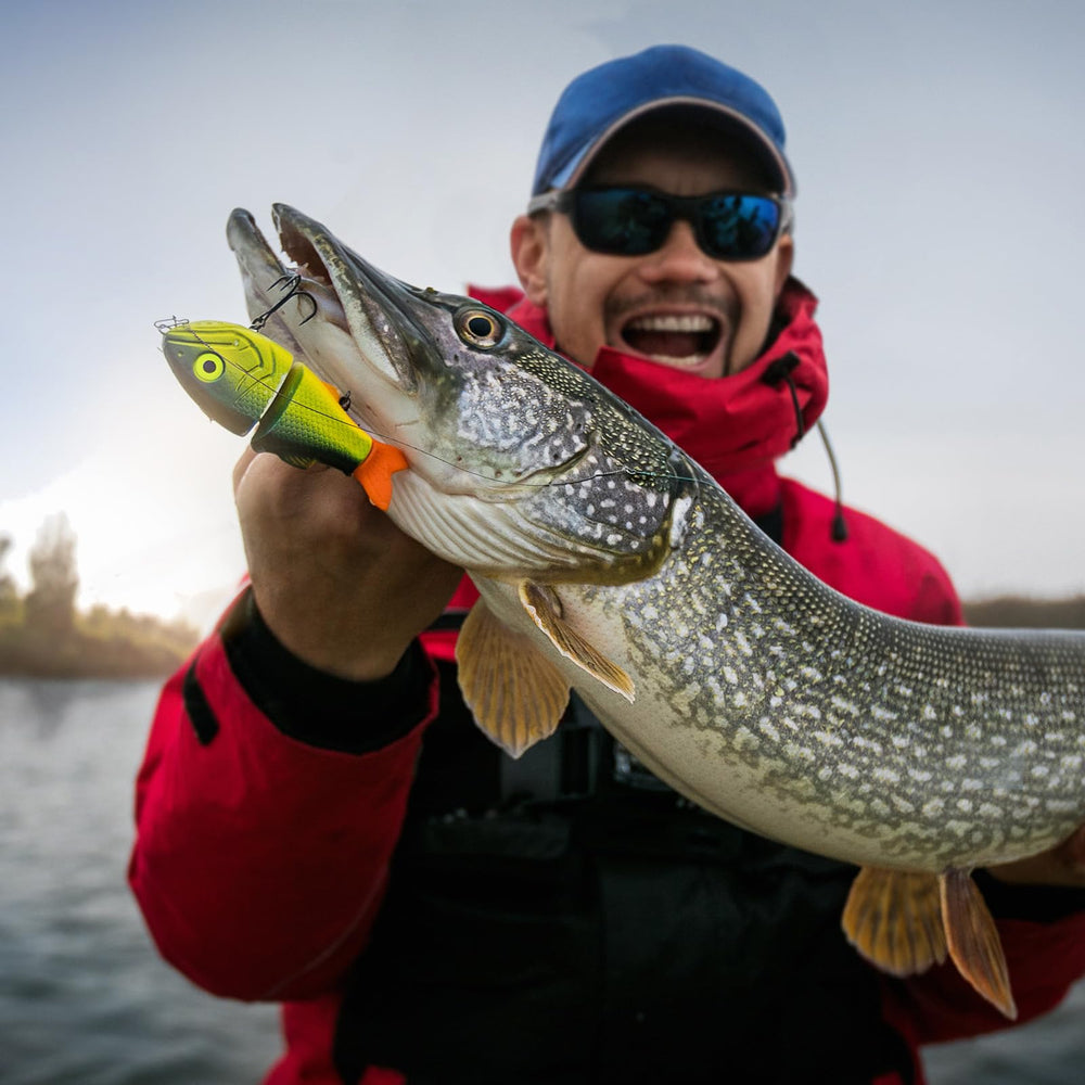 PATIKIL surface drip coating helps smooth adhesion on lures.