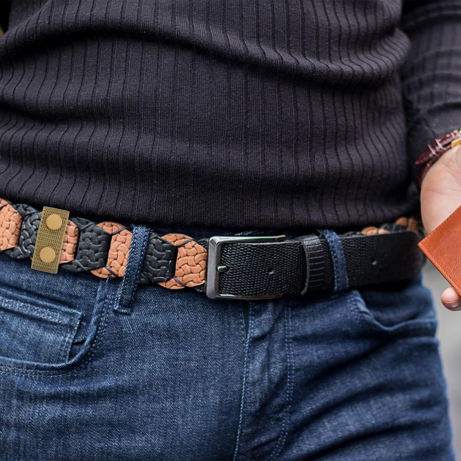 PATIKIL belt keeper designed for 2.2 inch belts remains ready for daily use.