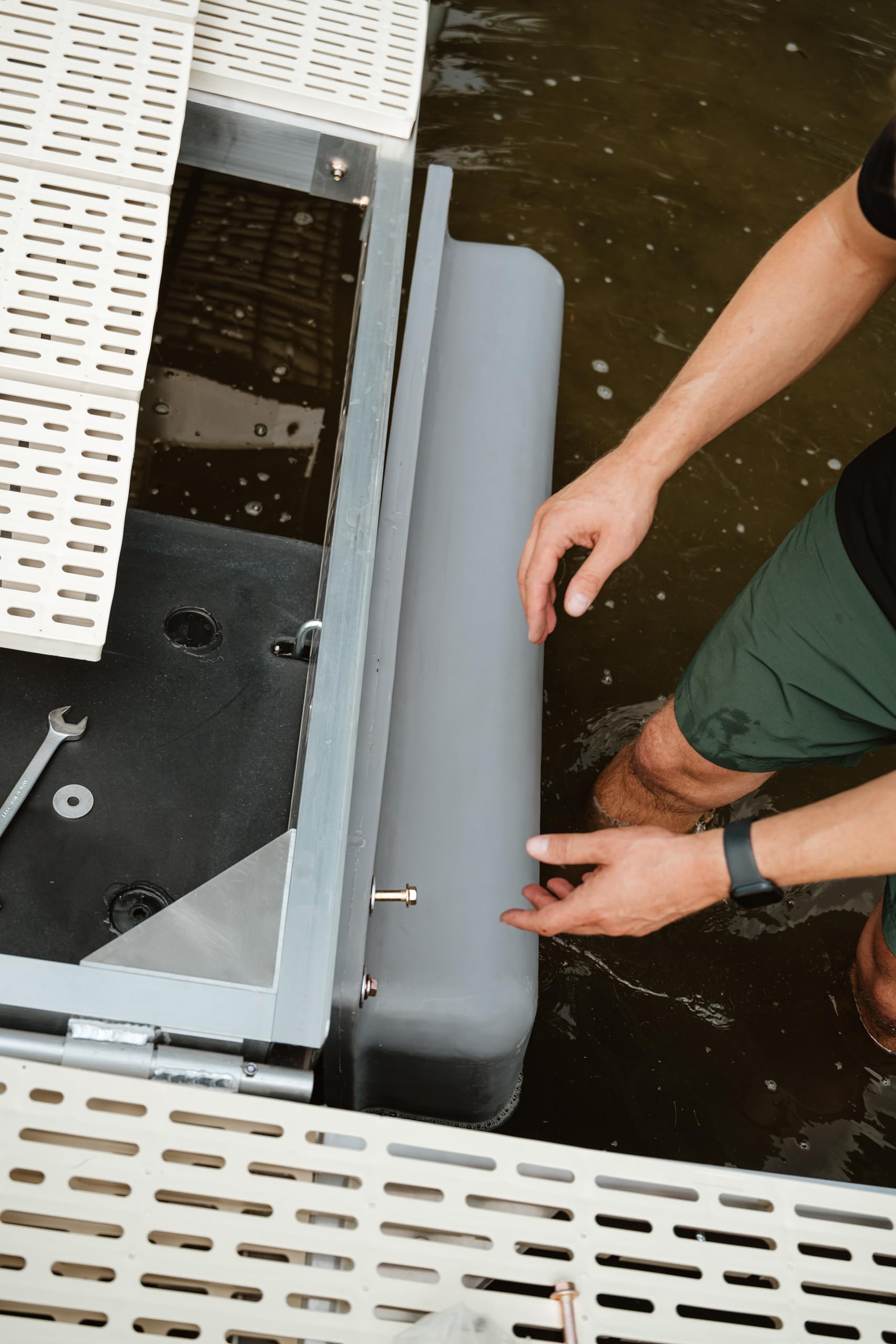 Patriot Docks Side Stability Float 10864 provides a wider, stable platform.