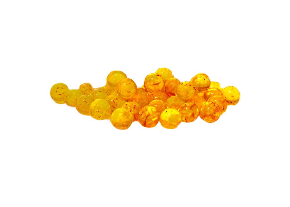 Pautzke Fire Balls Gold/Garlic close-up jar emphasizes aroma and formula.