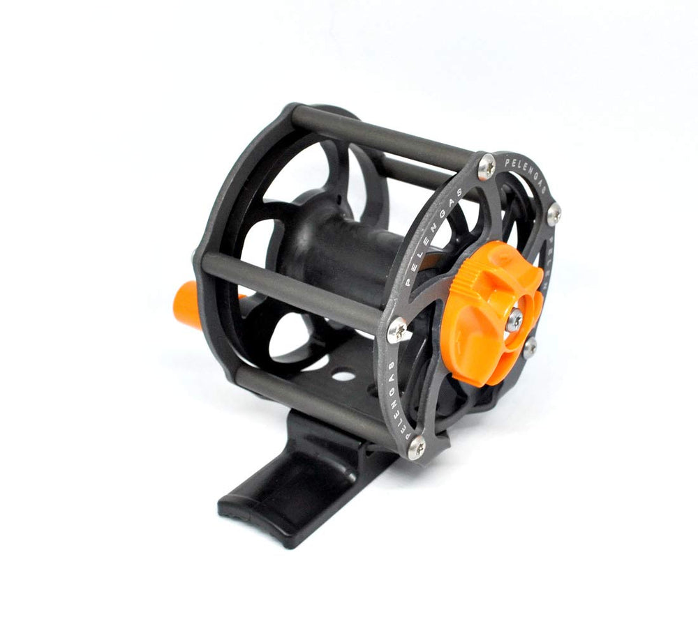 Reel for speargun with universal compatibility