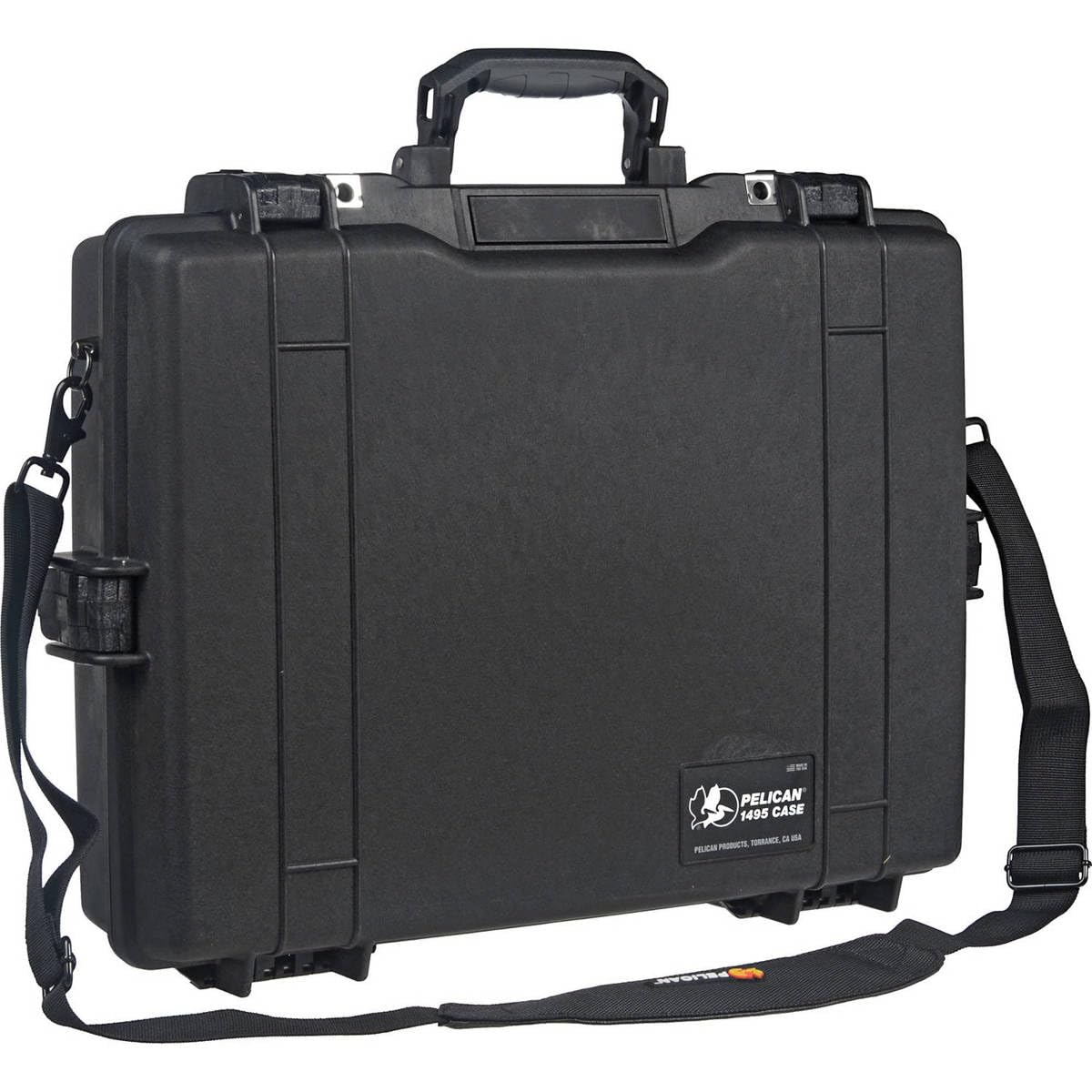 Pelican 1495 CC#1 includes padded shoulder strap for comfortable carrying.