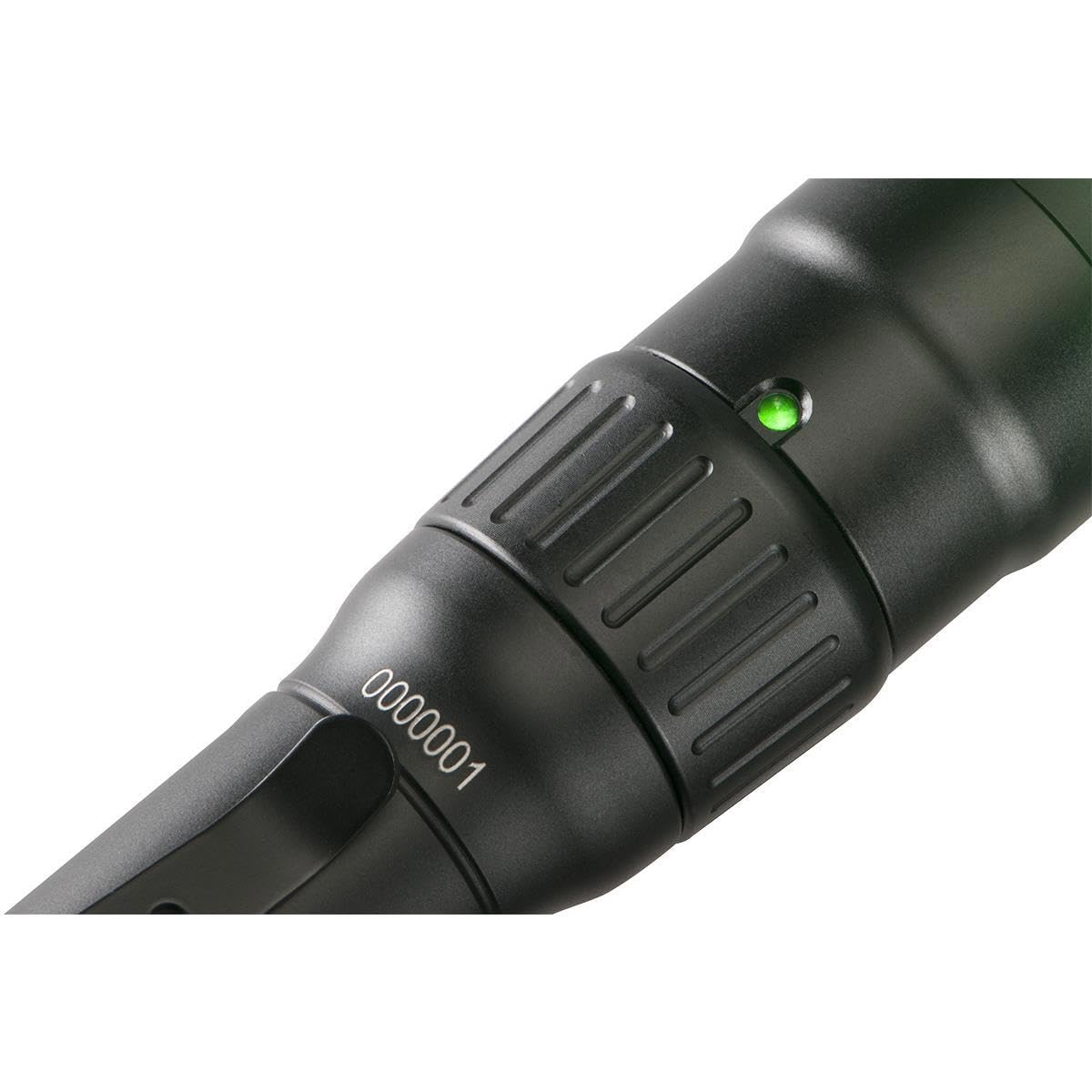 Pelican 7600 flashlight beam distance, long reach up to 225 meters