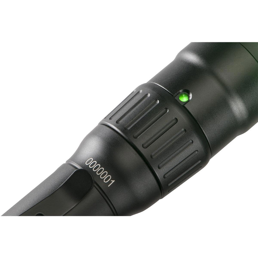 Pelican 7600 flashlight beam distance, long reach up to 225 meters