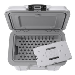 Pelican 8 Quart Lunch Box Cooler interior with ice pack for effective cooling.