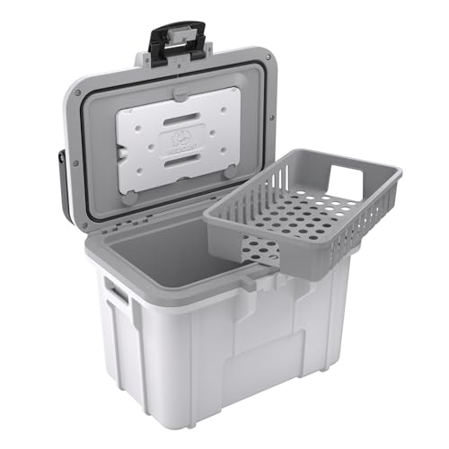 Pelican 8 Quart Lunch Box Cooler lid open reveals interior ice pack and tray.