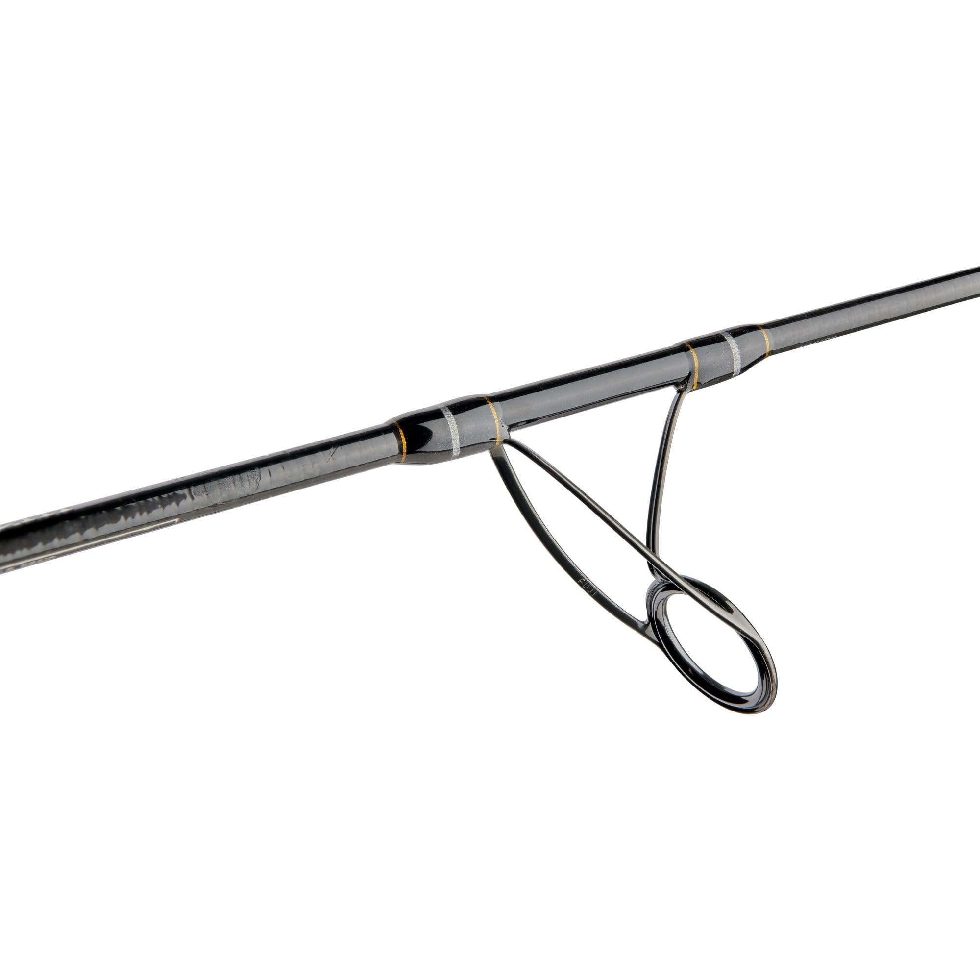 Penn Carnage III rubberized shrink wrap handles provide all-day comfort.