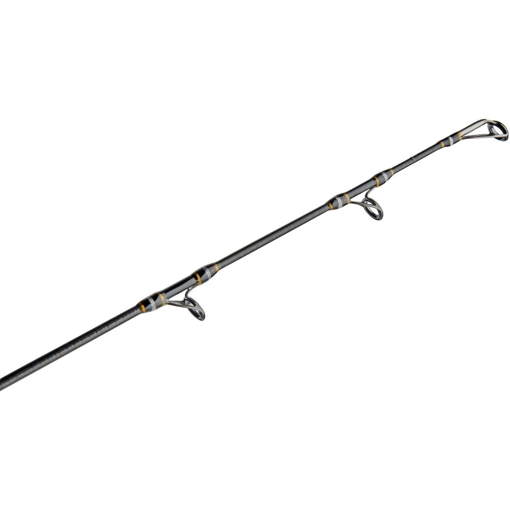 PENN Carnage III rubberized shrink-wrapped handle, comfortable all-day grip.
