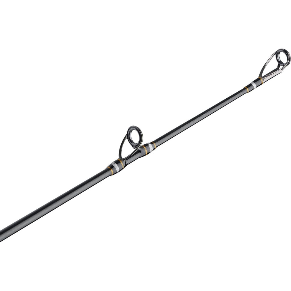 PENN Carnage III rubber shrink-wrapped handle offers a firm grip