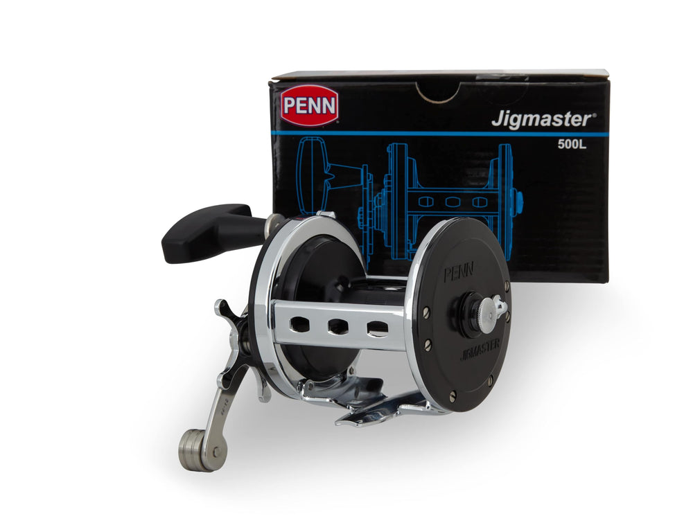 High-strength bronze main gear powers reliable transmission during tough battles.