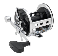 PENN Jigmaster 500L reel with on-water spool change for quick tackle adjustments.